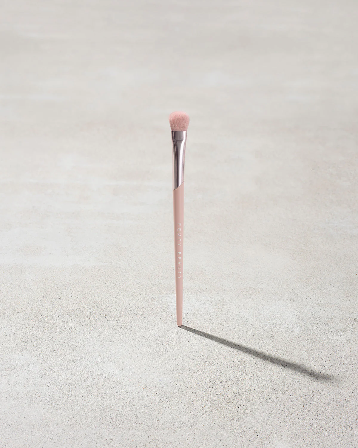 Imagen de portada de Eyeshadow Brush